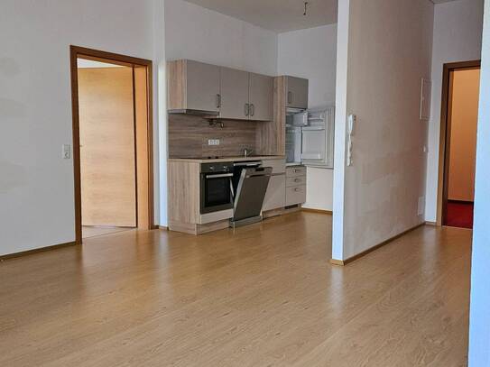 Geräumige zentrale Wohnung