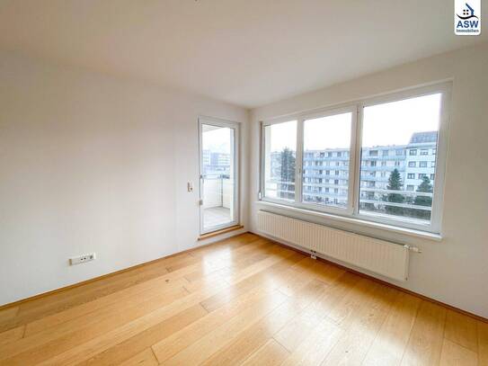 Schön ausgestattete 3-Zimmerwohnung mit Loggia/Balkon