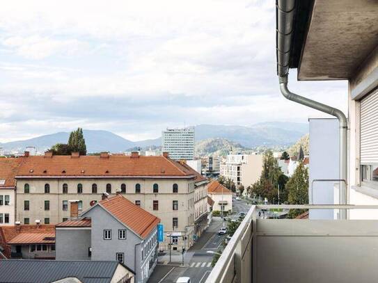 nahe Citypark 8020 Graz - sanierungsbedürftige 4 Zimmer-Dachgeschoss-Wohnung mit Balkon