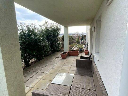 WIENER NEUDORF – AM ANNINGERPARK! Barrierefreie 2-Zimmer-Wohnungmit großer Terrasse/Garten im EG und einem Carport-Stel…