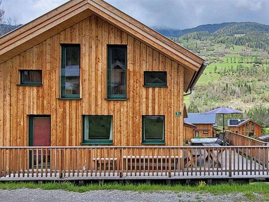 Ferienimmobilie zur Kapitalanlage: Attraktives Holz-Chalet mit Bergpanorama im Ferienpark Kreischberg