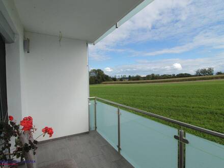 Top gepflegte 4 Zimmer Wohnung mit traumhaftem Grünblick