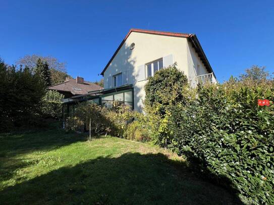 Einfamilienhaus in absoluter Ruhelage mit Innenstadtblick am Froschberg nähe Bergschlößlpark