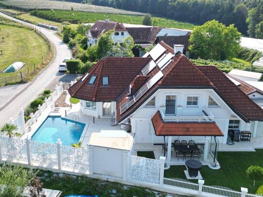 Steirische Apfelstraße nähe Weiz! LUXURIÖSES ANWESEN MIT ATEMBERAUBENDEN PANORAMABLICK!!!