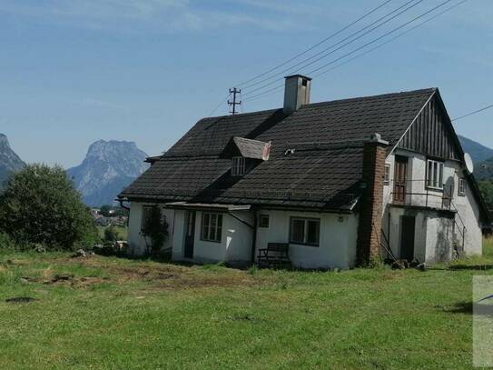 EBENSEE: Großes Grundstück in schöner Aussichtslage mit Altbestand!