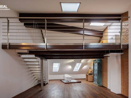 Loft-Exklusivität direkt im Zentrum von Korneuburg - Dachgeschosswohnung mit Galerie & Terrasse