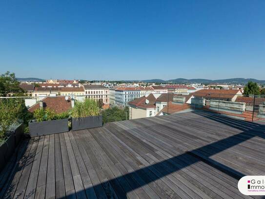 Erstbezug - Stilaltbau - Spektakuläre Dachgeschosswohnung mit Traumterrasse