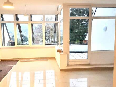 PROVISIONSFREIE - 3 Zimmer Wohnung mit Loggia