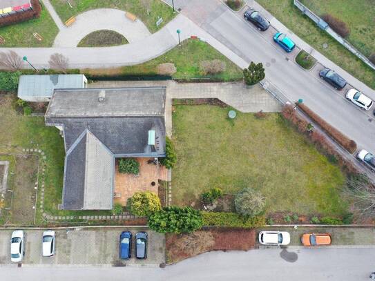 NEUER PREIS! Ziegelmassivhaus mit großer Terrasse auf großem Grundstück