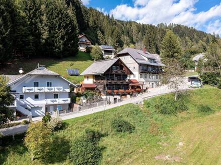 Charmantes Mehrfamilienhaus in Ruhelage mit traumhafter Aussicht