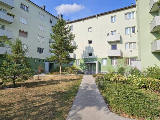 BEZUGSFERTIGE, moderne Eigentumswohnung mit Terrasse / Loggia in zentrumsnaher Lage