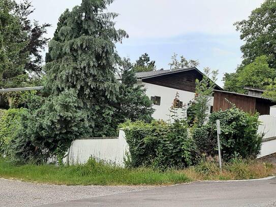 1000 m² Eigengrund! Familienjuwel mit Gartenparadies in Ruhelage! Traumhafter Ausblick!