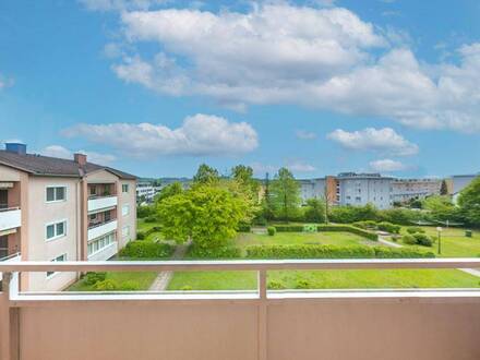 HEITER mit AUSSICHT - 3-Zimmer Eigentumswohnung mit Loggia und TG-Platz in St. Florian