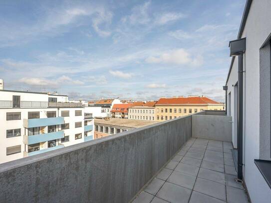 Hofruhelage: Hochwertiger 2-Zimmer-Erstbezug mit Balkon