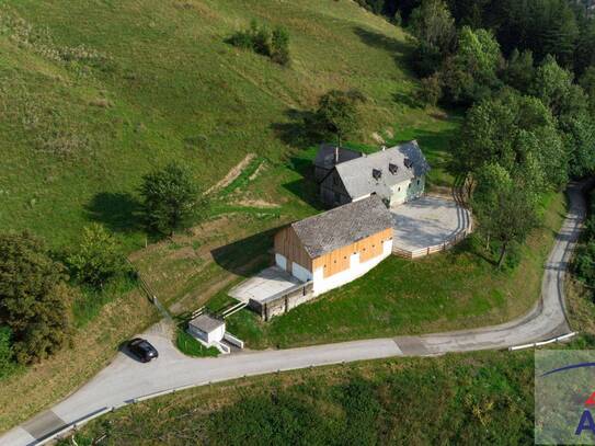 Wunderschöne Aussichtslage - Baugrund und ca. 7 ha Wiese!