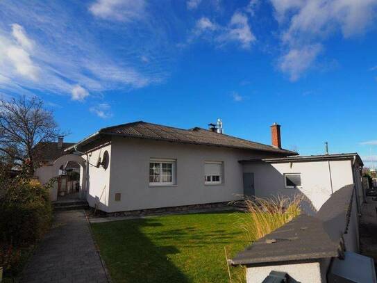 Traumhafter Ein/Zweifamilienbungalow, Nähe Wien, Forschungszentrum Seibersdorf!