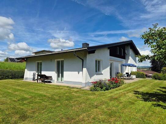 Neufelden Ortszentrum! Großzügiges Baumeisterhaus, 145 m² Wohnfläche (erweiterbar), 5 Zimmer, vollunterkellert, 1125 m²…