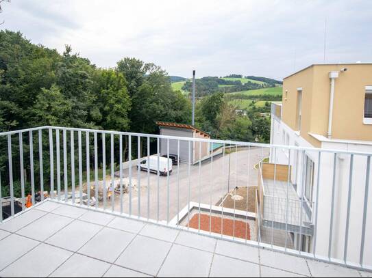 ERSTBEZUG: südwestseitige Balkonwohnung mit Ausblick