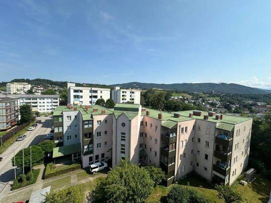 Sonnige 3-Zimmer-Wohnung mit Fernblick im 5. Stock mit Lift auf der Ennsleite