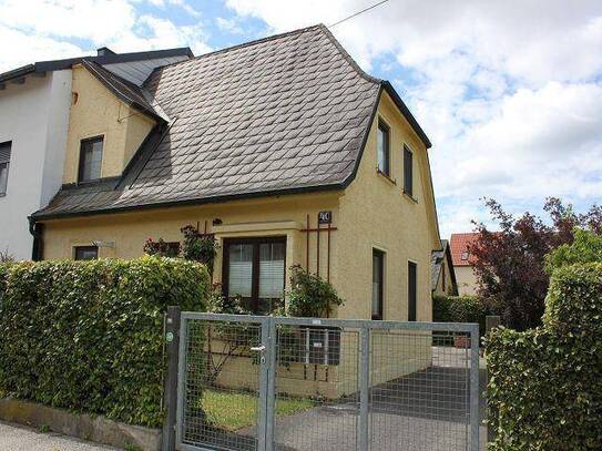 Wels-Vogelweide: Haus in ruhiger Lage mit Top Infrastruktur!