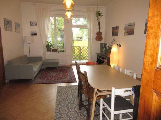 Baumbachstr.9: Toplage nähe Mariendom! Wunderschöne, zentral gelegene 2 Zimmerwohnung mit Balkon, Küche gegen Ablöse, 5…