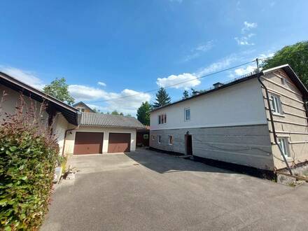 Großes Grundstück mit Garage, Haus und Holzhütte in Toplage von Braunau