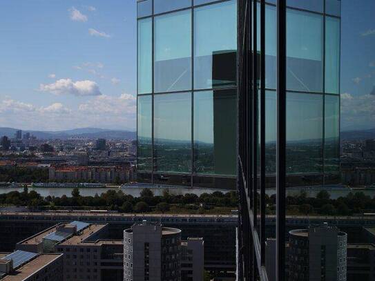 Attraktive Büroflächen im Saturn Tower