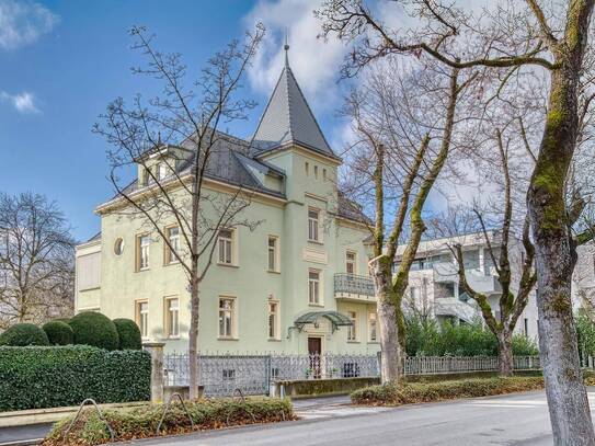 Kernsanierte Jugendstil Villa im Saggen