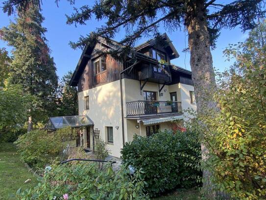 Großes Familienhaus, Traumgarten, Zentrum OBERE STADT, FERNSICHT