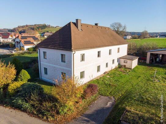 Bauernhaus mit 2 Wohneinheiten und Platz für Pferdehaltung