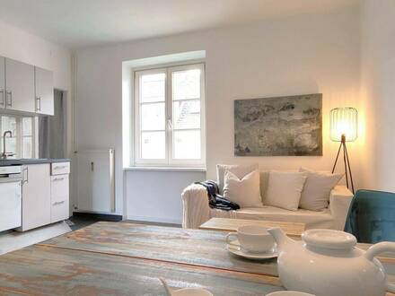 Erstbezug nach Komplettsanierung: 2 Zimmer Wohnung mit Blick auf den grünen Park in 8020 Graz