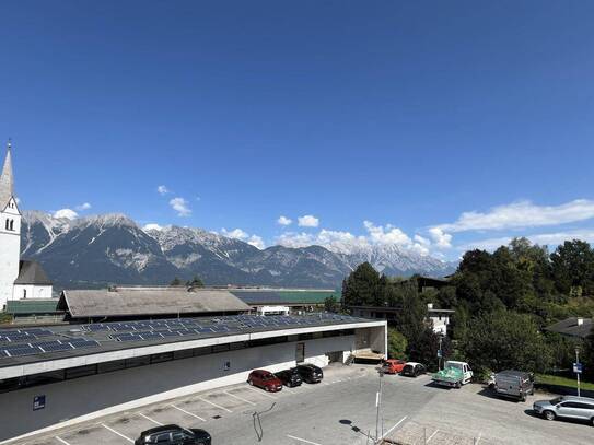 Zentrale 2 Zimmer Wohnung mit Parkplatz in Aldrans