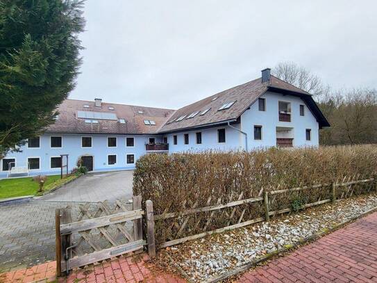 Exklusives Mehrfamilienhaus mit einzigartigem Potenzial und beeindruckendem Grundstück