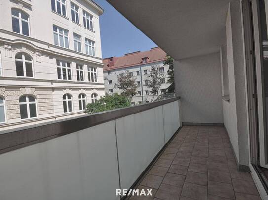 4 Zimmer Maisonette mit Loggia/ JETZT TERMIN BUCHEN / HIER DER LINK https://www.remax.at/1662-2828