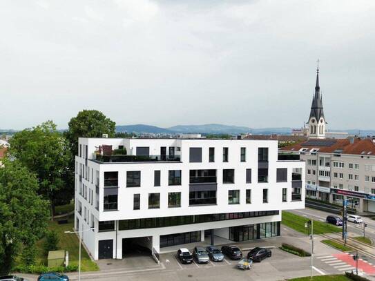 Neue, hochmoderne Loggia-Wohnung mit dem "Schloss Traun" vor der Haustüre