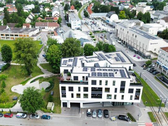 Neue, hochmoderne Loggia-Wohnung mit dem "Schloss Traun" vor der Haustüre