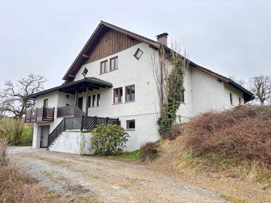 Vermietung: Wohnhaus in ländlicher Lage mit Garten