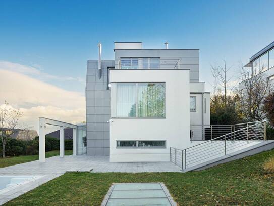 Villa der Superlative in bester Lage in GIEßHÜBL | Traumhafter Panoramablick