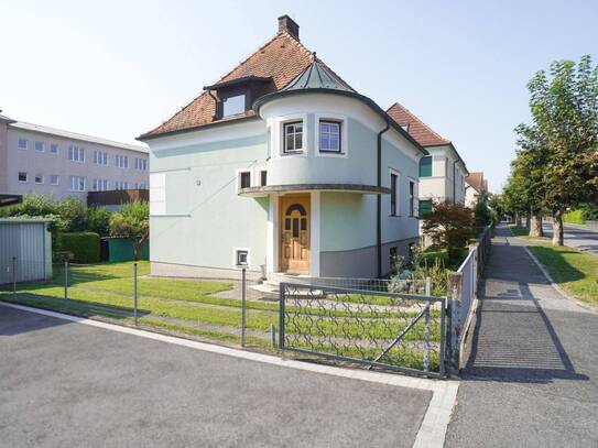 Fürstenfeld: Hübsches Stadthaus mit kleinem Garten in zentraler Lage