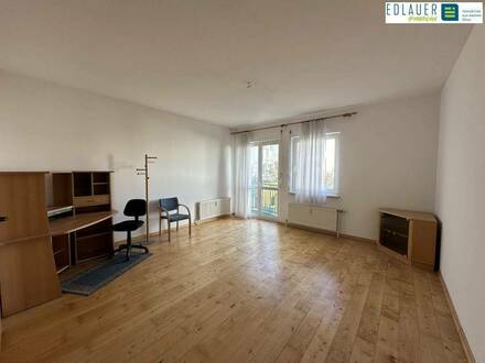 Kleines Büro (ca. 35m²) in guter Lage!