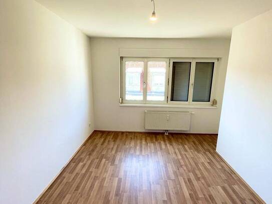 2 Zimmer Wohnung Nähe Fröbelpark - Provisionsfrei!