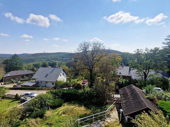 Ruhiges, sonniges Wohnparadies mit traumhafter Aussicht