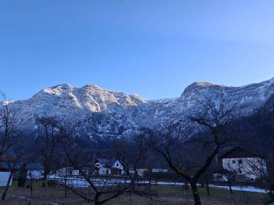 Obertraun/Hallstättersee: Gasthaus mit Ferienwohnungen in hevorragender Lage!