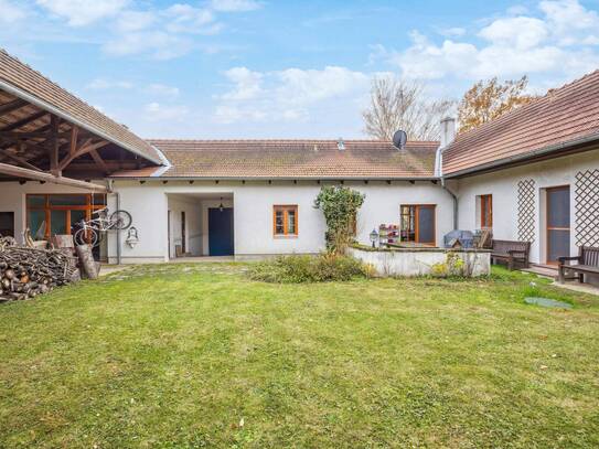 Historisches Bauernhaus in neuem Glanz und absolut ruhiger Lage, 20 Minuten von Wien