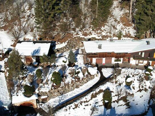 Chalet de Luxe mit Nebenhaus und begehrtem Zweitwohnsitz