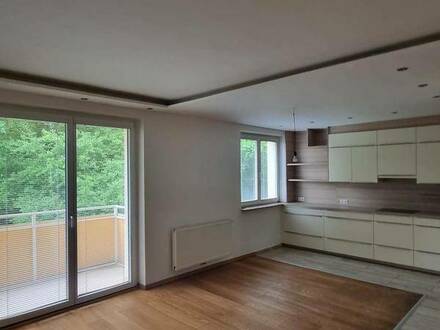 Grünruhelage ~ Südausrichtung~ ca. 74m² Wohnfläche + Balkon ~ sehr zentral