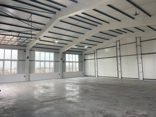 2 x 350qm Top-Gewerbehallen für Werkstatt oder Lager