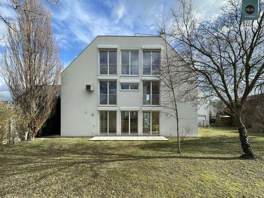 Top ausgestattetes Haus nahe Theresa-Tauscher-Park! 5 Min. zum Donau Zentrum. 10 Min. zur UNO City.