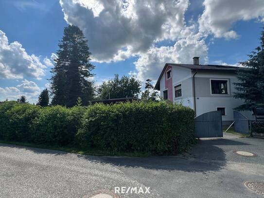 Einfamilienhaus mit sehr vielen Möglichkeiten und sehr großem Garten