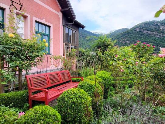 Der Duft einer Rose verweht im Wind - romantisches Häuschen mit Flair mitten in der Wachau